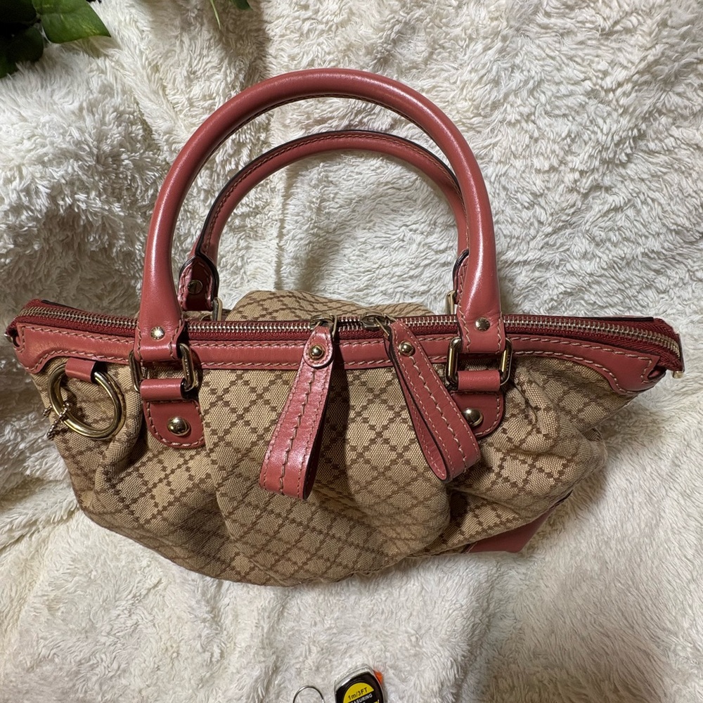Gucci Beige Monogram Satchel with Pink-Brown Trim - Picture 9 of 15